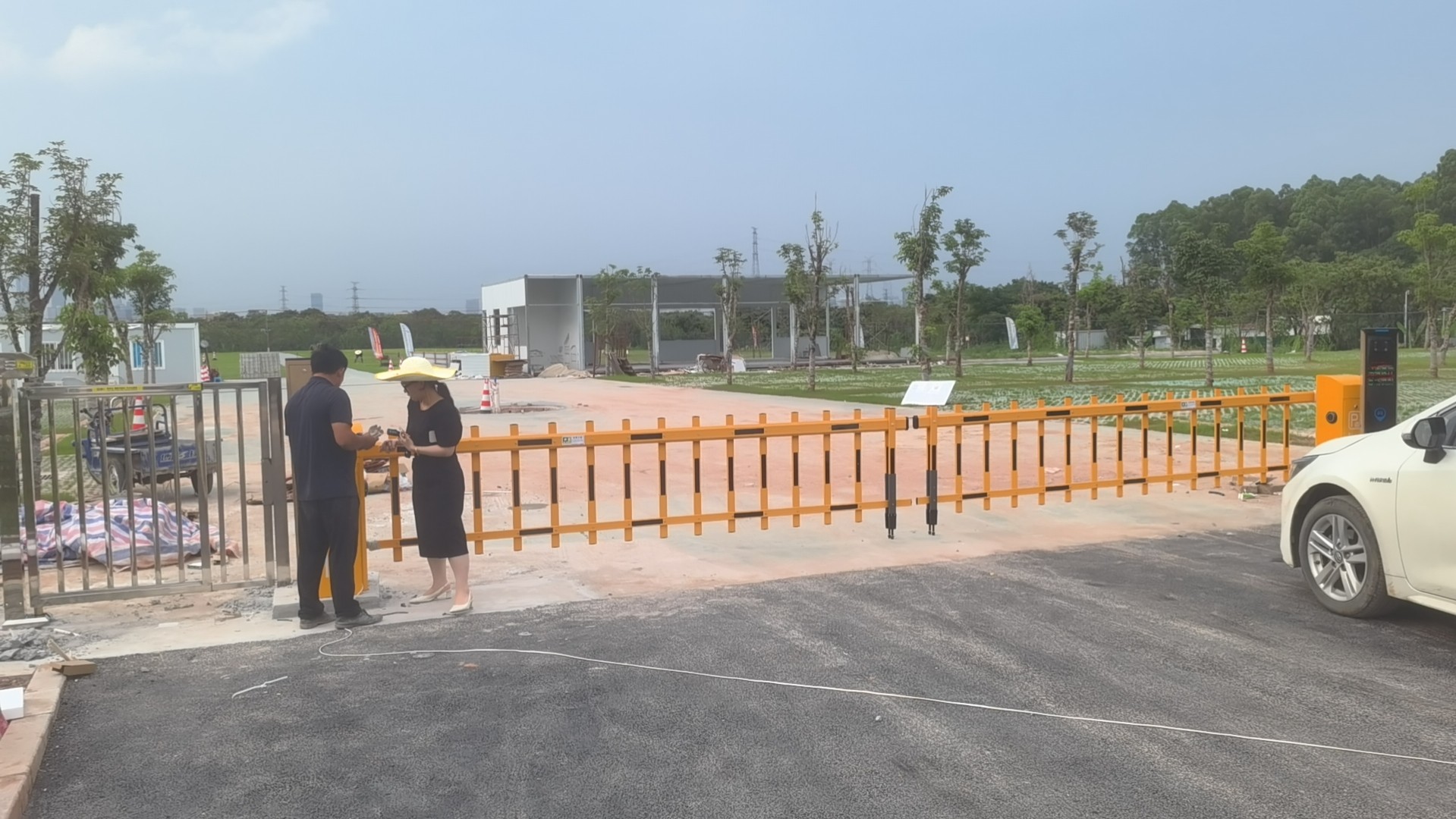 鄂州市伸缩门伸缩门 - 一站式服务